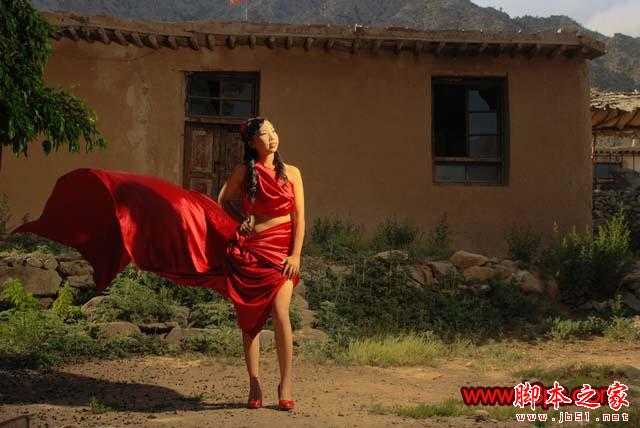 ‘Photoshop将外景人物照片调出强对比的暗红色舞台效果‘
