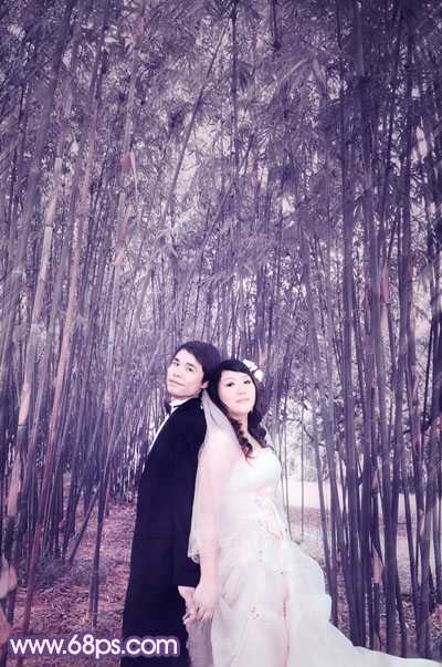 ‘Photoshop将竹林人物图片调成柔和的蓝紫色‘