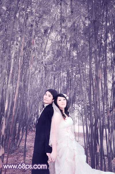 ‘Photoshop将竹林人物图片调成柔和的蓝紫色‘