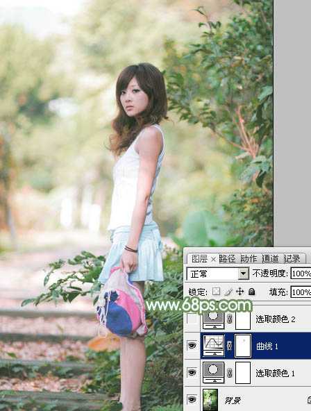 ‘Photoshop将树边美女图片调制出唯美的淡调嫩绿色‘