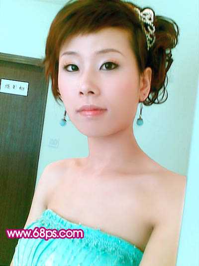 ‘Photoshop调色之偏暗人物的淡红质感肤色‘