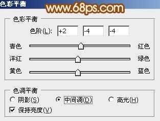‘Photoshop为蹲在草地看花的美女图片增加上柔和的黄褐阳光色效果‘
