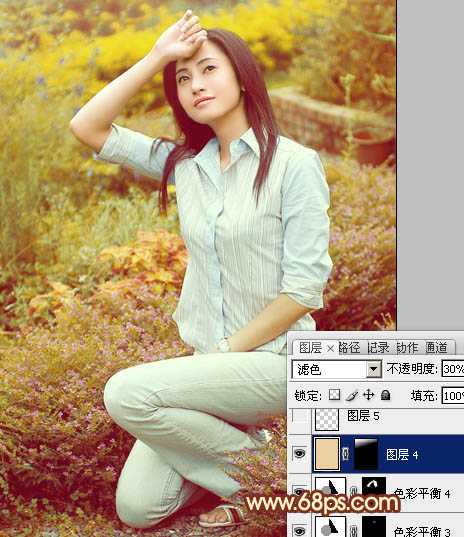 ‘Photoshop将花草中的人物图片增加上柔美的暖春色‘