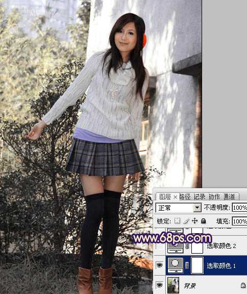 ‘Photoshop将外景模特图片调制出淡淡的蓝黄色效果‘