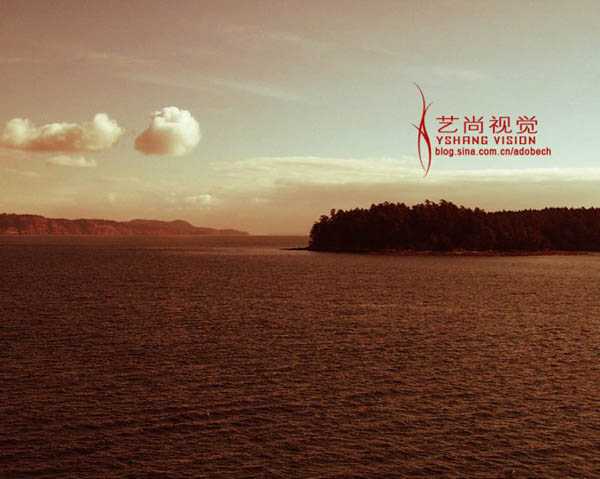 ‘Photoshop调出风景照片经典暗调青红色‘
