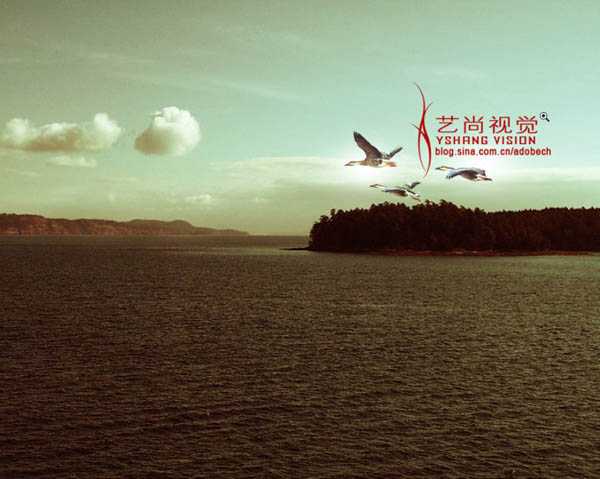 ‘Photoshop调出风景照片经典暗调青红色‘