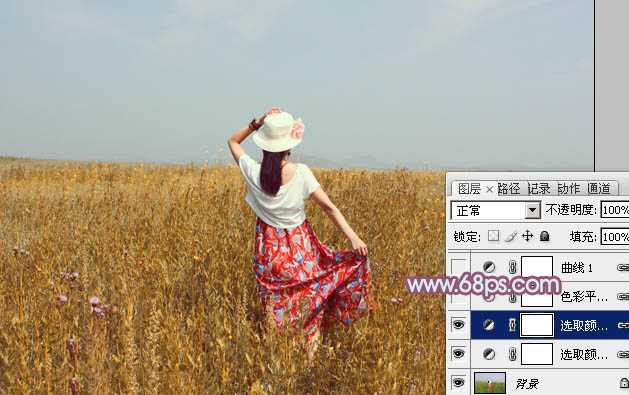 ‘Photoshop为草原人物调制出淡雅的秋季青黄色‘