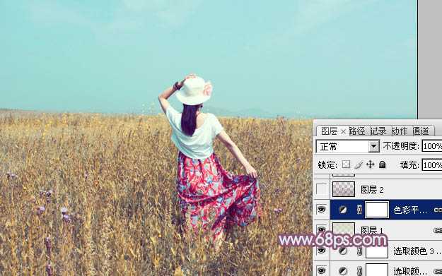 ‘Photoshop为草原人物调制出淡雅的秋季青黄色‘