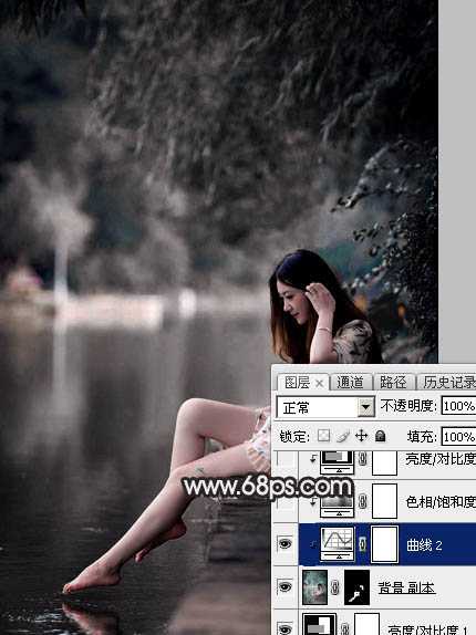 ‘Photoshop调出暗调古典冷褐色水边的美女图片‘
