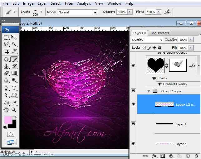 ‘Photoshop设计制作出超酷的紫色喷溅水珠心形效果‘