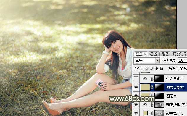 ‘Photoshop将草地美女图片打造出唯美的阳光褐色‘