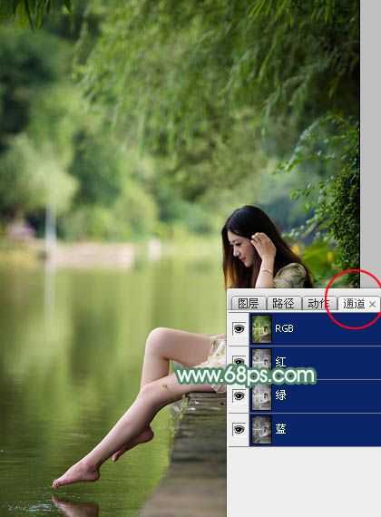 ‘Photoshop打造唯美的古典淡绿色外景人物图片‘