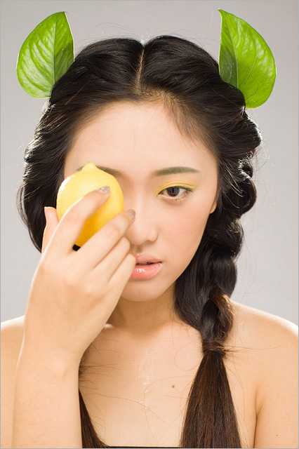 ‘CR结合PS为美女增加清新甜美的彩妆‘