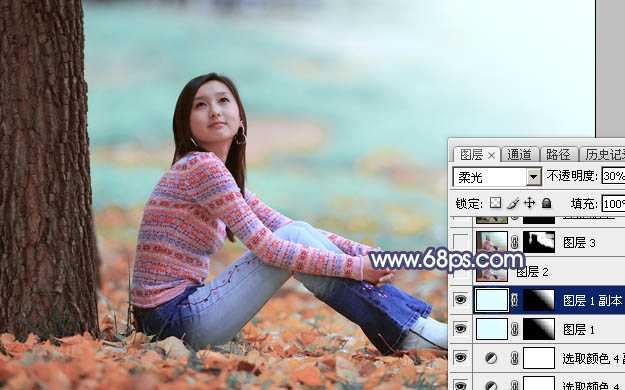 ‘Photoshop打造甜美的青红色秋季外景美女图片‘