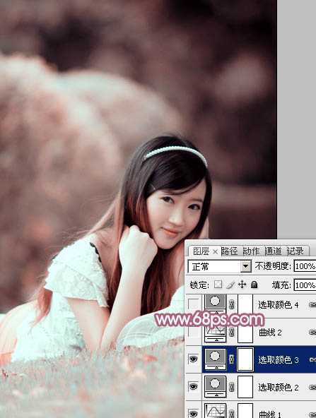 ‘Photoshop将趴在草地上的美女图片增加小清新的粉红色‘