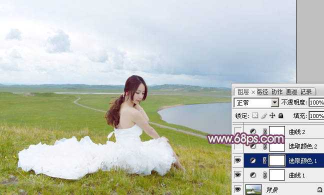 ‘Photoshop将草原人物图片调制出小清新的黄蓝色‘
