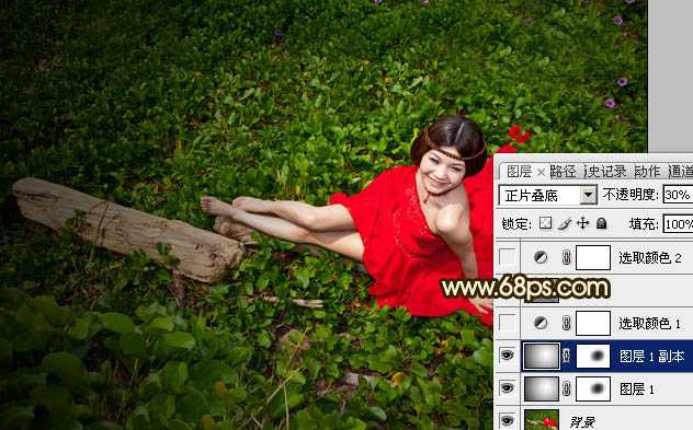 ‘Photoshop将草地婚片调制出柔美的暗调黄褐色效果‘