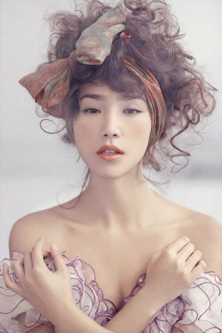 ‘Photoshop将给室内人物照片制作成甜美的淡紫色‘