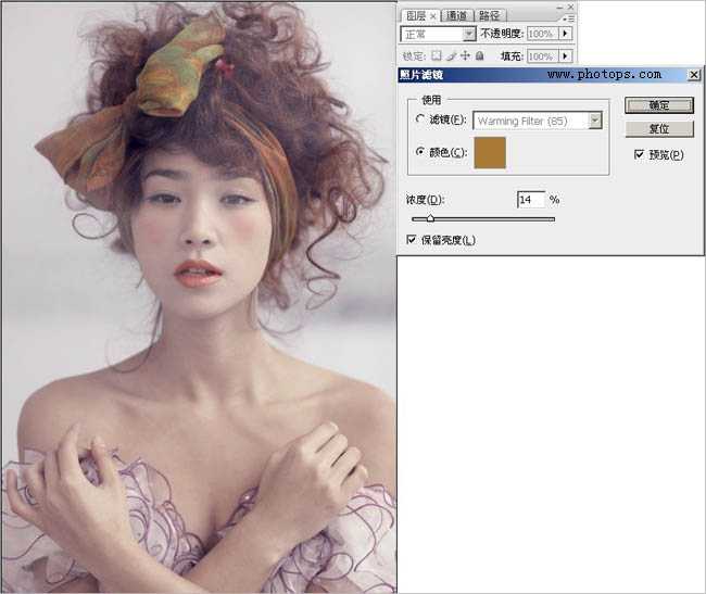‘Photoshop将给室内人物照片制作成甜美的淡紫色‘