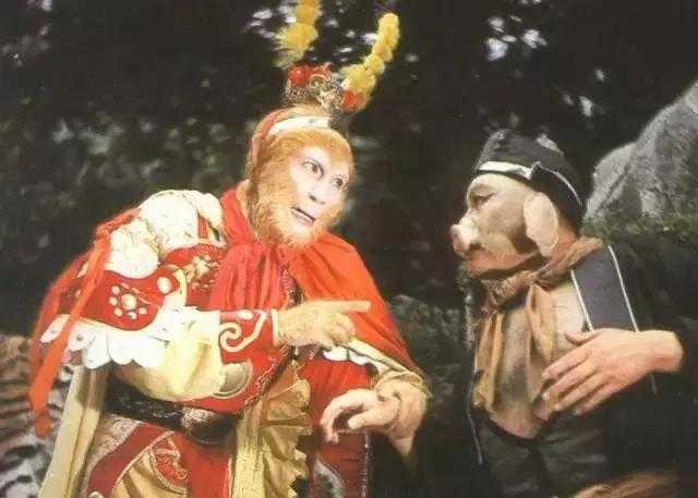 30年前的剧照，真正的5毛特效，却每一张都能入画