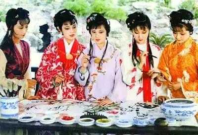 30年前的剧照，真正的5毛特效，却每一张都能入画