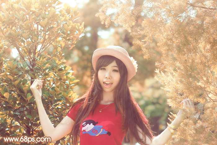 ‘Photoshop为树林中的女孩调出小清新的绿橙色‘