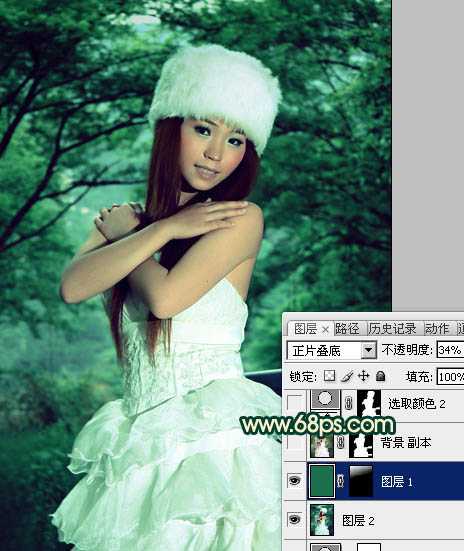 ‘Photoshop将外景美女图片调制出漂亮的暗调青绿色效果‘
