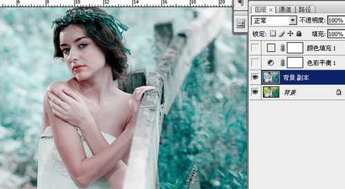 ‘photoshop将婚纱照片打造出唯美的青蓝色效果‘