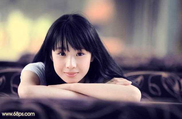 ‘Photoshop为室内美女图片加上甜美的暗调蓝紫色效果‘