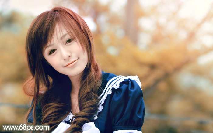 ‘Photoshop将外景美女调制出淡美的秋季黄褐色‘